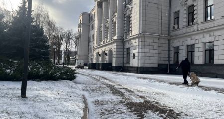 Сессия облсовета в Днепре: политический "наезд" на избирательную комиссию и безумные долги водоканала