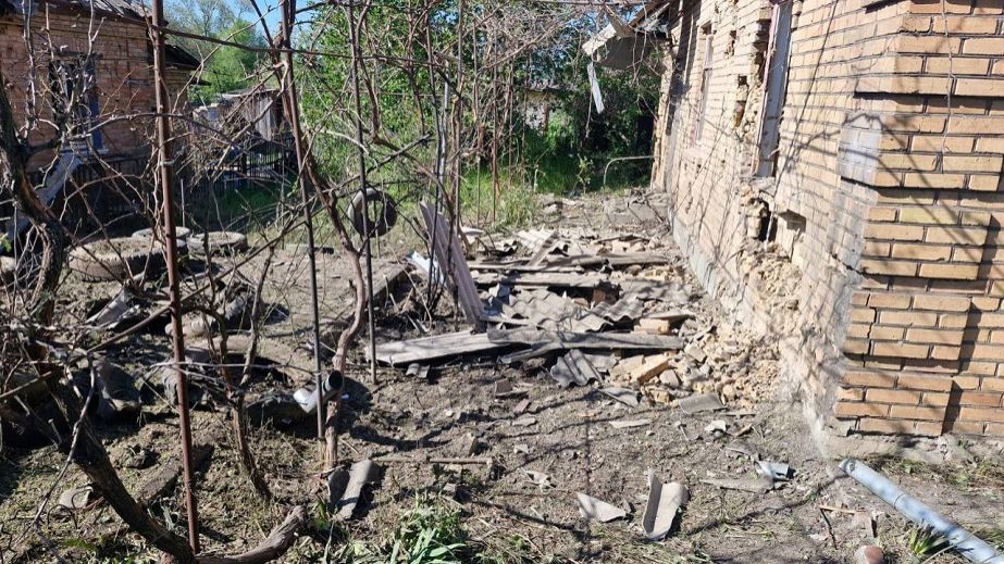 У ніч на 3 травня агресор вдарив по Нікопольщині артилерією і дронами