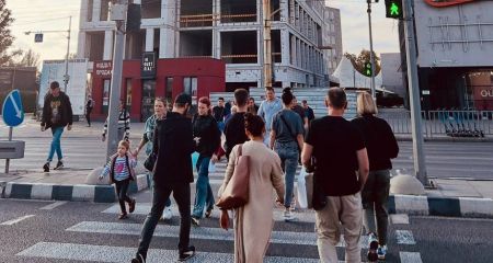 В Днепре начали строительство еще одного надземного перехода на Слобожанском проспекте