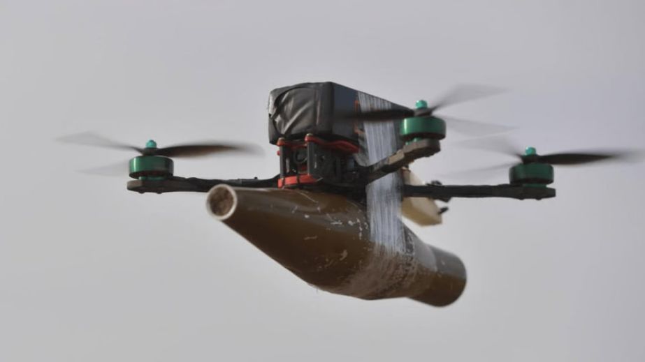 Цілили в енергетиків: на Дніпропетровщині російський FPV-дрон атакував службове авто ДТЕК