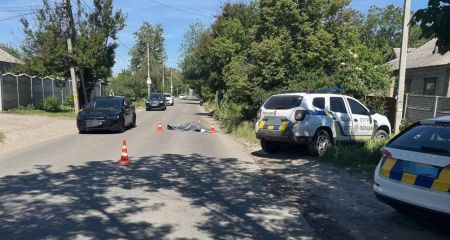 В Днепре судья на мотоцикле насмерть сбил пешехода (ФОТО)
