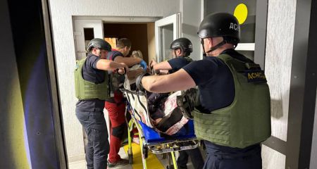 Окупанти вночі 2 червня нещадно атакували Нікопольщину: постраждали люди