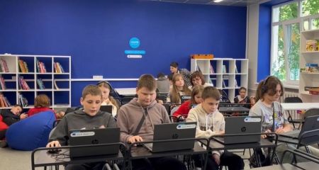 Математические путешествия, интерактивные ребусы и собственные вышиванки: как в Шахтерском создали уникальный образовательный центр
