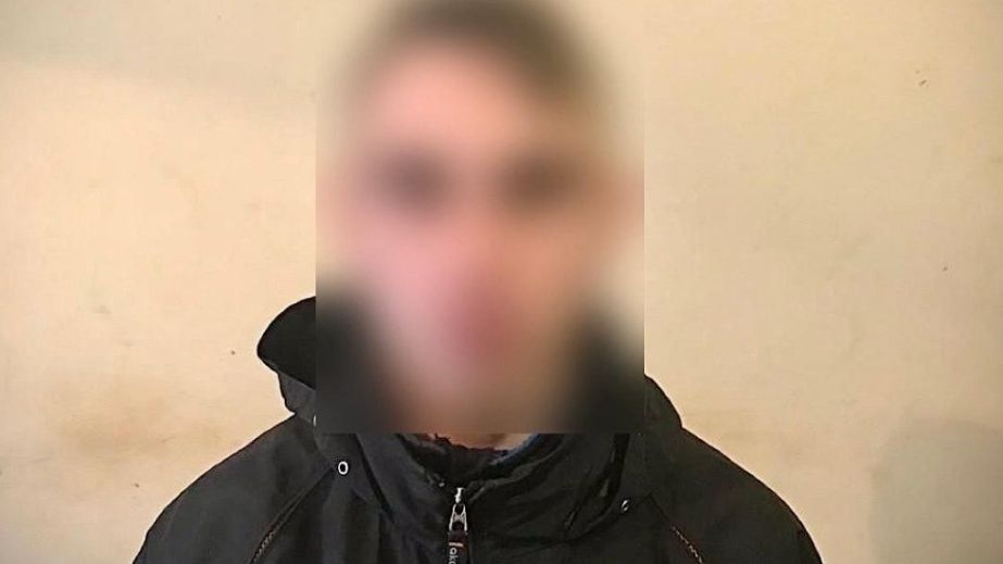 Украл вещи военного и "обнес" легковушку: в Днепре задержали вора-серийника (ФОТО)