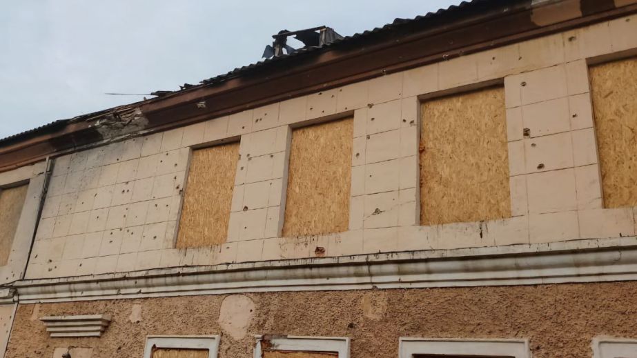 Окупанти 19 червня атакували Нікопольщину: постраждав пенсіонер