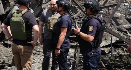 В Днепре уже 8 погибших от ракетного удара: в ОВА рассказали о последствиях (ВИДЕО)