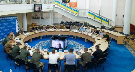 Рада оборони Дніпропетровщини: з Синельниківщини евакуювали 720 дітей