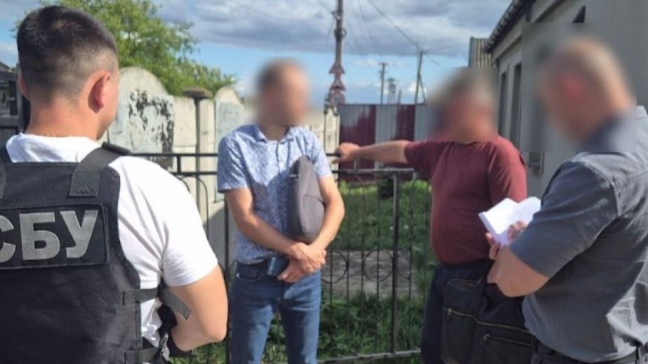 В Павлоградском районе бывший сельский голова растратил более 3 млн грн на установке укрытия