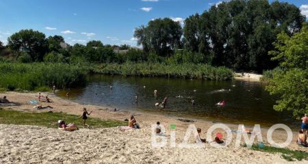 Купаются, несмотря на запрет: в Павлограде пляж заполнен (ФОТО, ВИДЕО)
