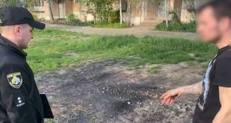 У Марганці чоловік спалив автівку працівника ТЦК (ФОТО)