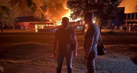 Росіяни атакували Дніпро і Кам'янське балістикою: виникли пожежі