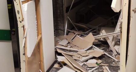 Як виглядає пологовий будинок у Камʼянському після ракетного удару (ВІДЕО)