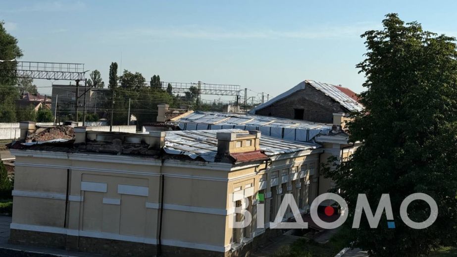 В ночь на 30 июля россияне атаковали железннодорожный вокзал в Павлограде (ФОТО)