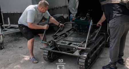 Роботы на войне: как рота 93-й бригады из Днепропетровщины "держит фронт" с помощью наземных дронов (ФОТО)