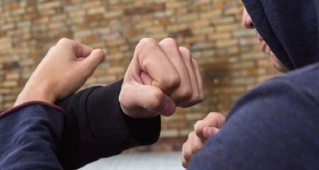 Дело об избиении толпой 15-летней девочки в Кривом Роге расследуют как нанесение легких плотских повреждений