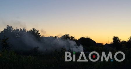 Дым стоит стеной: на Днепропетрощине жгут сухостой, несмотря на запрет (ФОТО, ВИДЕО)