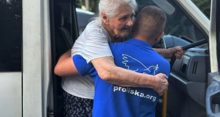Як на Дніпропетровщині евакуюють людей з прифронтових територій (ВІДЕО)