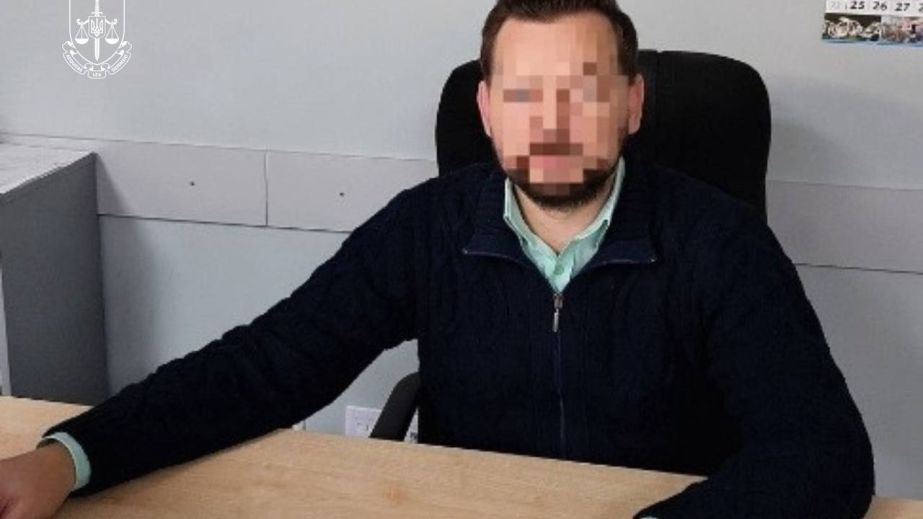 Экс-руководителя КП из Днепра подозревают в краже из бюджета 42 млн грн в составе преступной группы