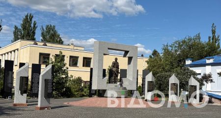 Як виглядає меморіал загиблим воїнаму місті Самар (ФОТО, ВІДЕО)