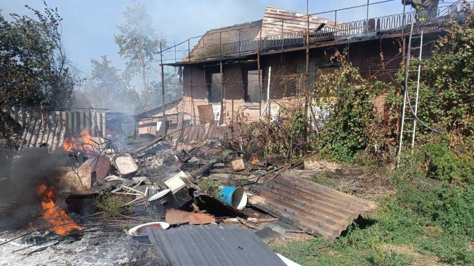 Від ворожих ударів 16 вересня здригалися два райони Дніпропетровщини: постраждали люди (ФОТО)