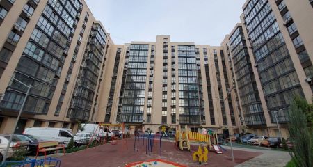 Убитого мужчину нашли в элитном ЖК в Днепре (ФОТО)