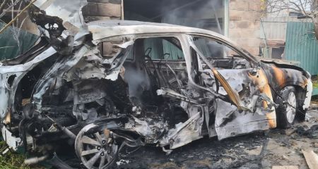 Поранено чоловіка на Нікопольщині, потрощено з десяток будинків: окупанти беззупинно атакують Дніпропетровщину