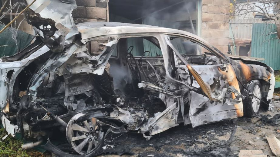 Ранен мужчина на Никопольщине, разбито с десяток домов: оккупанты непрерывно атакуют Днепропетровщину