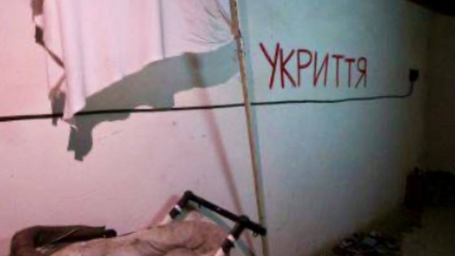 Павлоград под ударом десятков беспилотников: город обесточен (ВИДЕО)