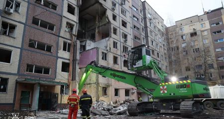 Кількість жертв внаслідок російського удару по багатоповерхівці у Дніпрі зросла: аварійно-рятувальні роботи завершено (ФОТО)