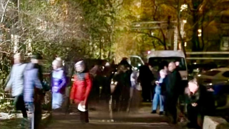 38 годин без світла: мешканці житломасиву Перемога у Дніпрі вийшли з протестами