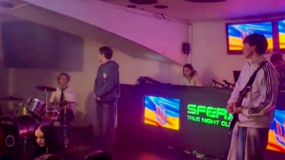 Нічний клуб Дніпра після скандалу з російськими піснями знов втрапив у конфуз