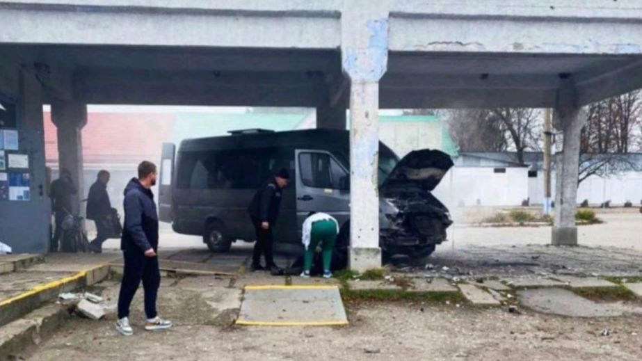 Российский дрон попал в едущую из Кривого Рога маршрутку: есть погибший и раненые (ФОТО)