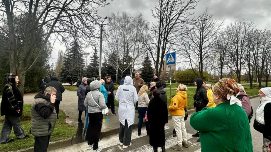 В Кривом Роге отчаянные люди перекрыли дорогу из-за отсутствия воды