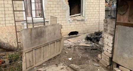 Атаки по Никопольщине и Синельниковщине: раненый мужчина, повреждённые дома и инфраструктура