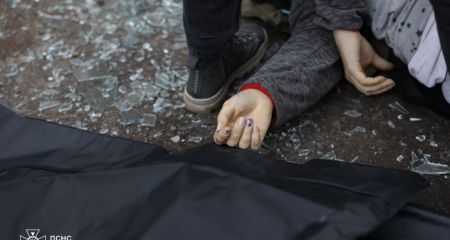 В ГСЧС показали последствия ракетного удара по Днепру 1 декабря (ФОТО, ВИДЕО)