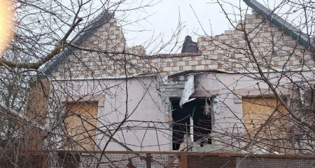 Нікопольщина та Криворіжжя потерпали від ворожих атак 8 грудня: є постраждалі (ФОТО)