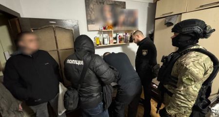 Брати-шахраї незаконно привласнювали землю у Дніпровському районі (ФОТО)