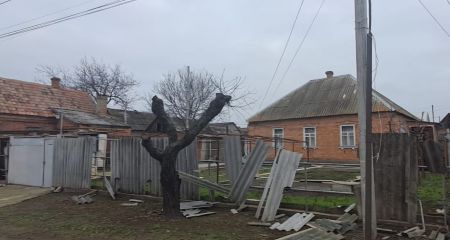 От вражеских атак 23...