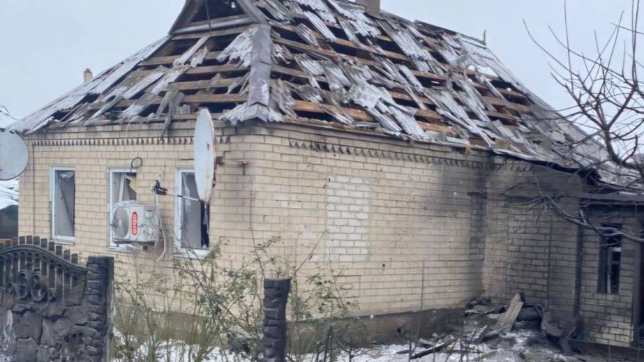 Вдень 29 грудня окупанти атакували два райони Дніпропетровщини: постраждали люди (ФОТО)