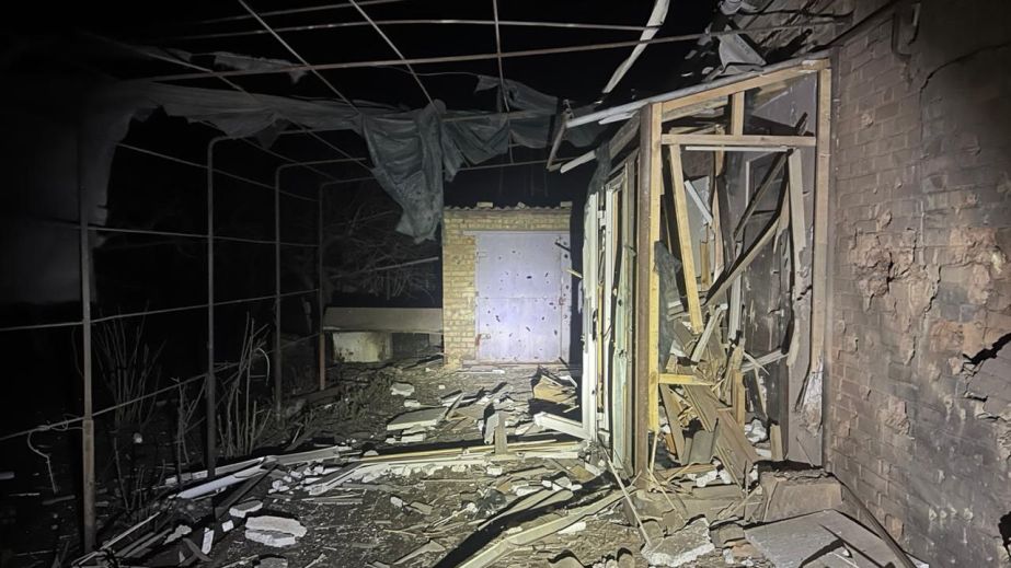 Ночью 6 января оккупанты беспощадно били по Никопольщине и Синельниковщине: работала ПВО (ФОТО)