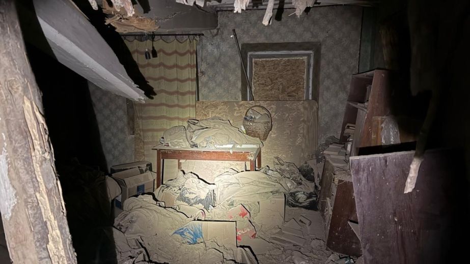 Під час ворожих атак Дніпропетровщини вночі 12 січня постраждав чоловік (ФОТО)