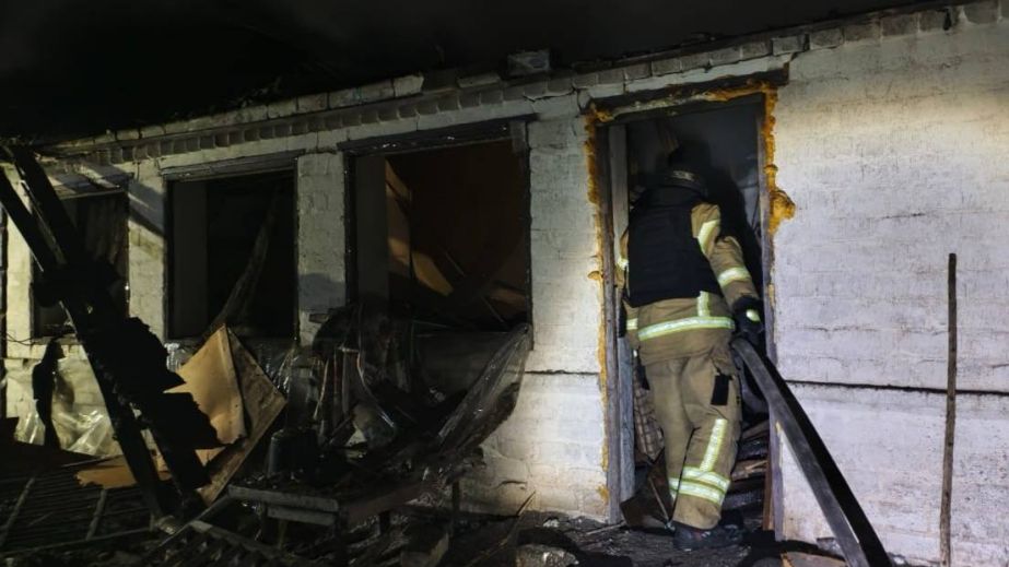 Постраждалі люди та робота ППО: як пройшла ніч 18 січня на Дніпропетровщині (ФОТО)