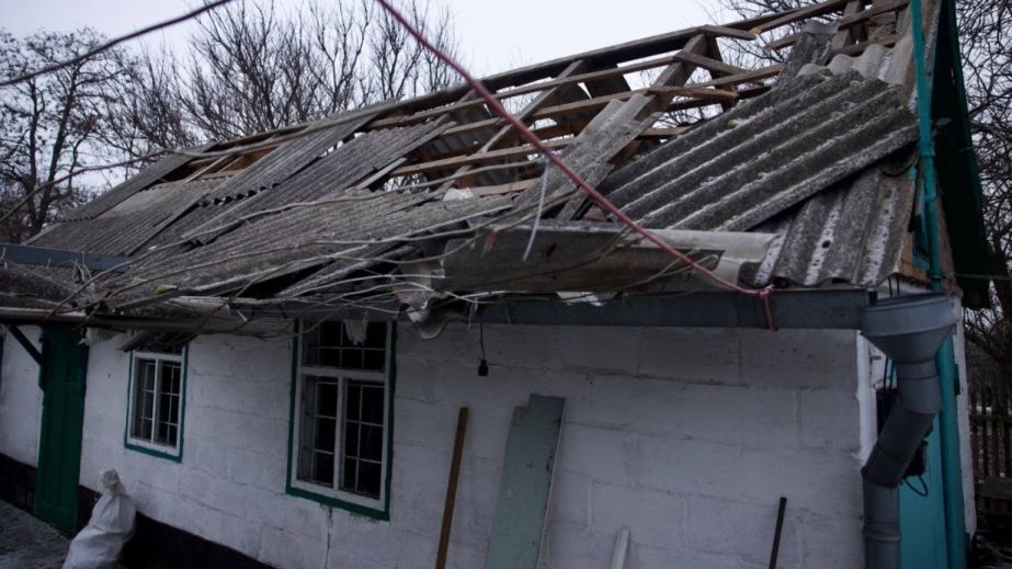 В ДнепрОВА показали последствия вражеского обстрела ночью 12 февраля, во время которого пострадал младенец (ФОТО)