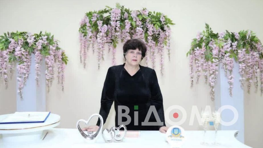 Праздник изменил свадебные традиции: эксдиректор известного ЗАГСа Днепра рассказала об особенностях бракосочетания в День всех влюбленных (ФОТО)