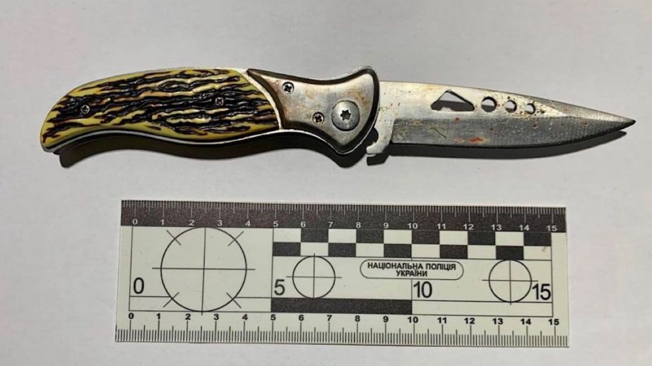 Побиття та різанина: у Дніпрі підлітки ледь не вбили військового ЗСУ (ФОТО)