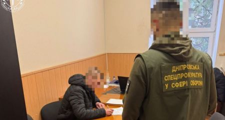 У Камʼянському посадовець РТЦК погорів на отриманні хабаря від голови ВЛК
