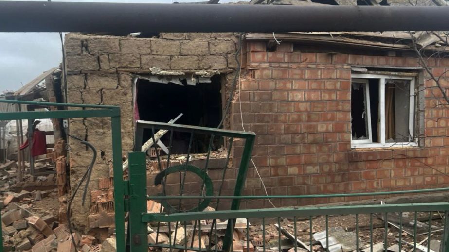 Днем 26 февраля оккупанты 20 раз атаковали два района Днепропетровщины: пострадала женщина