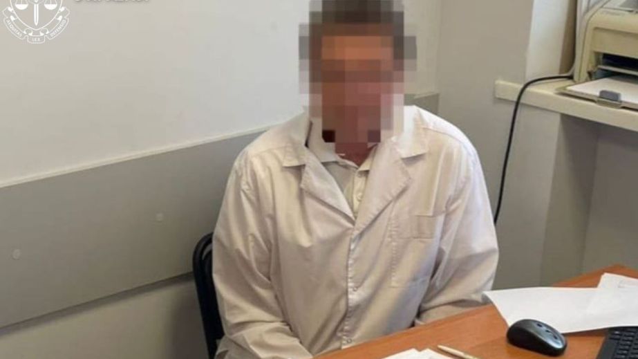 Голова та лікарі ВЛК при РТЦК та СП у Дніпрі "малювали" військовозобовʼязаним позитивні діагнози на ВІЛ