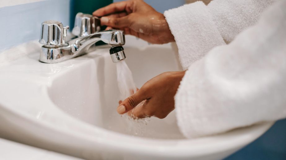 У трьох районах Дніпра боржникам відключатимуть воду та водовідведення: адреси