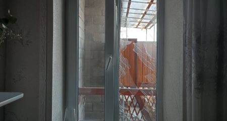 Вночі майже 30 разів ворог атакував три райони області безпілотниками - двоє людей дістали поранень